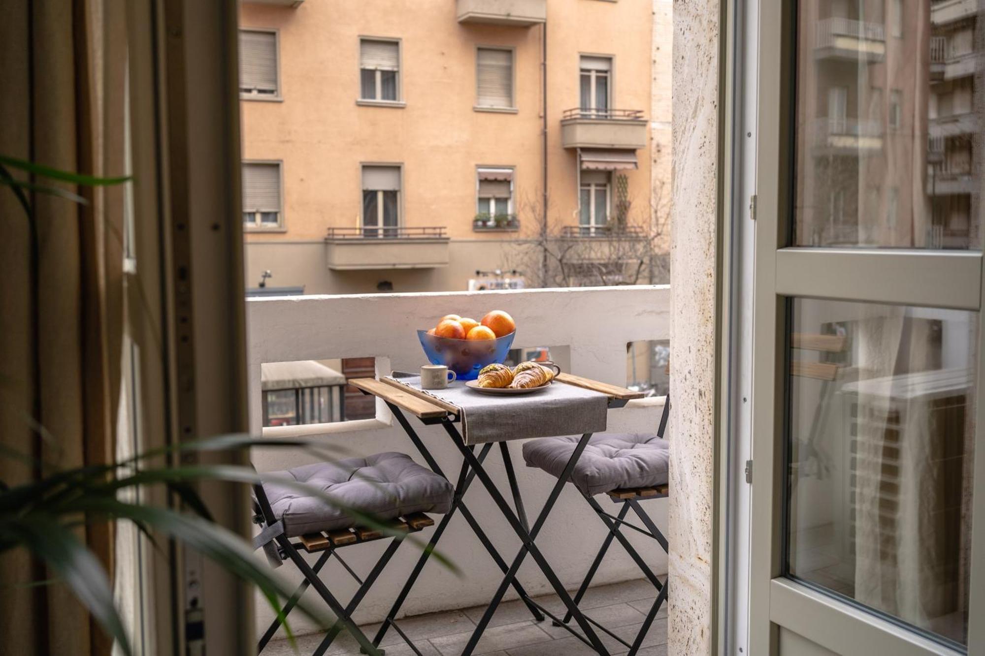 Porta Nuova - Alpitour Free Parking & Netflix Lejlighed Torino Eksteriør billede